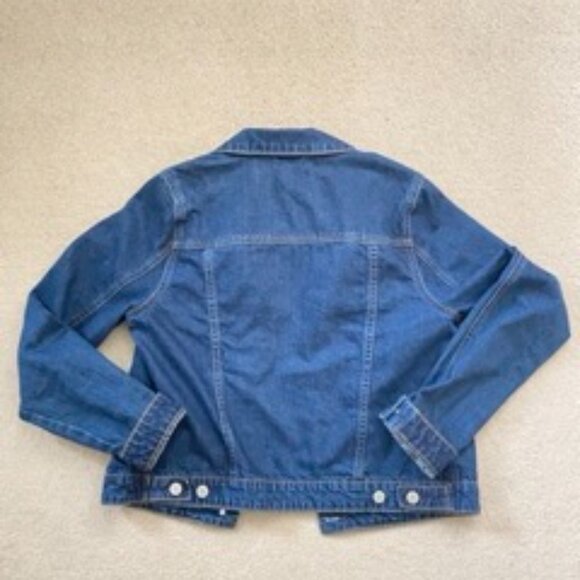 Classy Ladies  Denim Jean Jacket - Picture 4 of 5